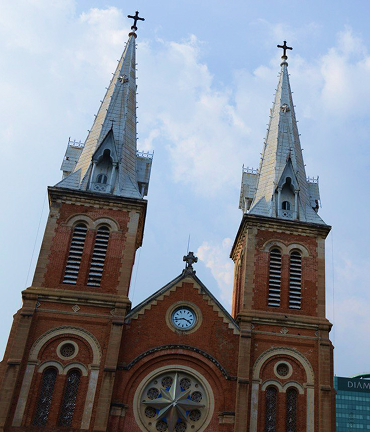 город